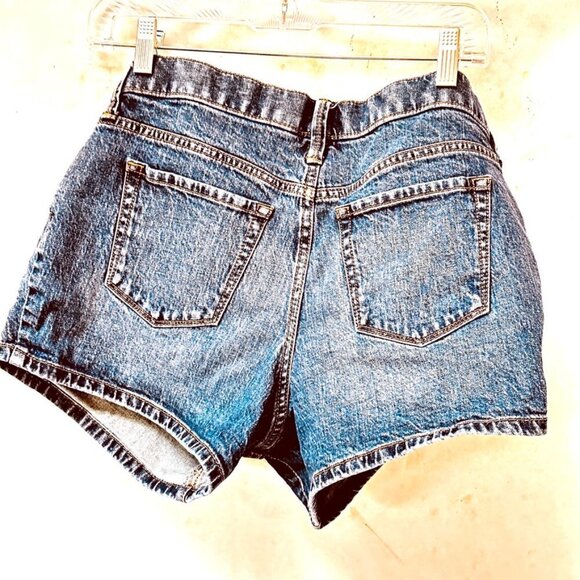 Isabel Maternity by Ingrid & Isabel Denim Hot Shorts Size 4 Jeans Blue Midi - Picture 5 of 5
